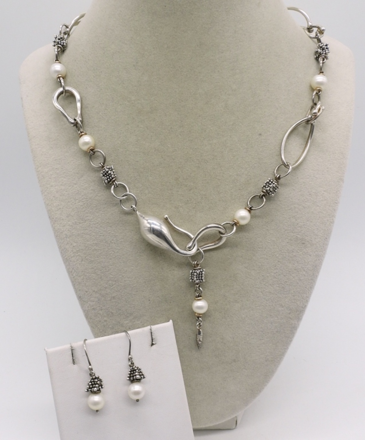 Michael Dawkins Sterling Pearl Set