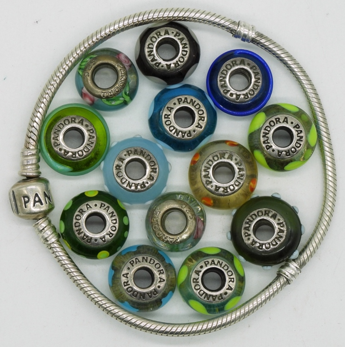 Pandora 925 Bracelet & 13 Pandora Charms