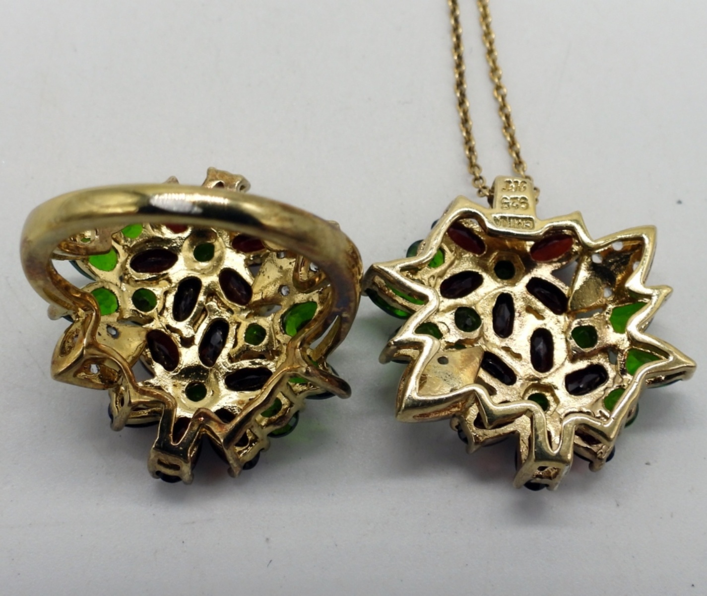 Poinsettia Flower Gold Tone 925 Set