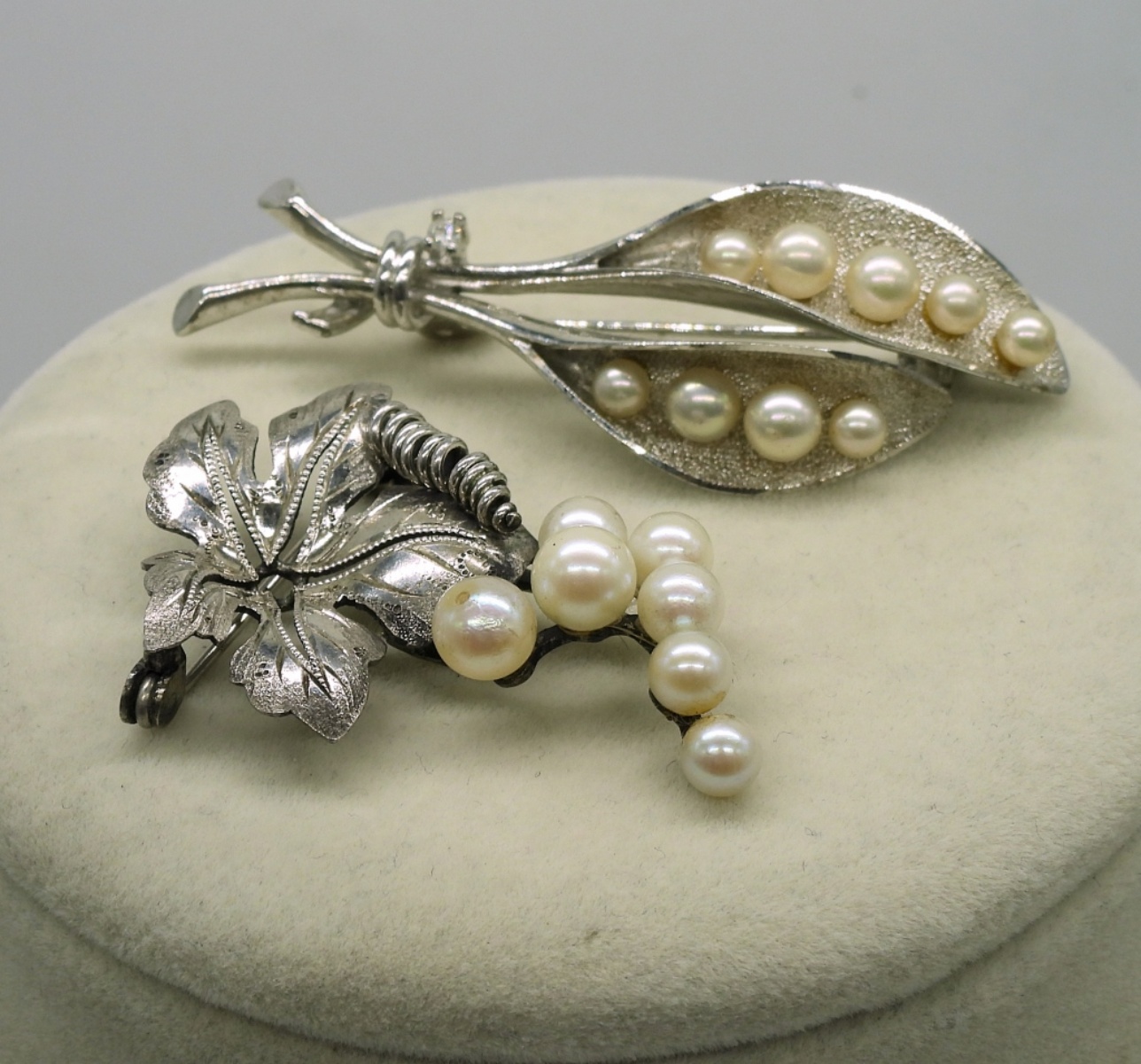 Vintage Sterling Pearl Necklaces & Pins