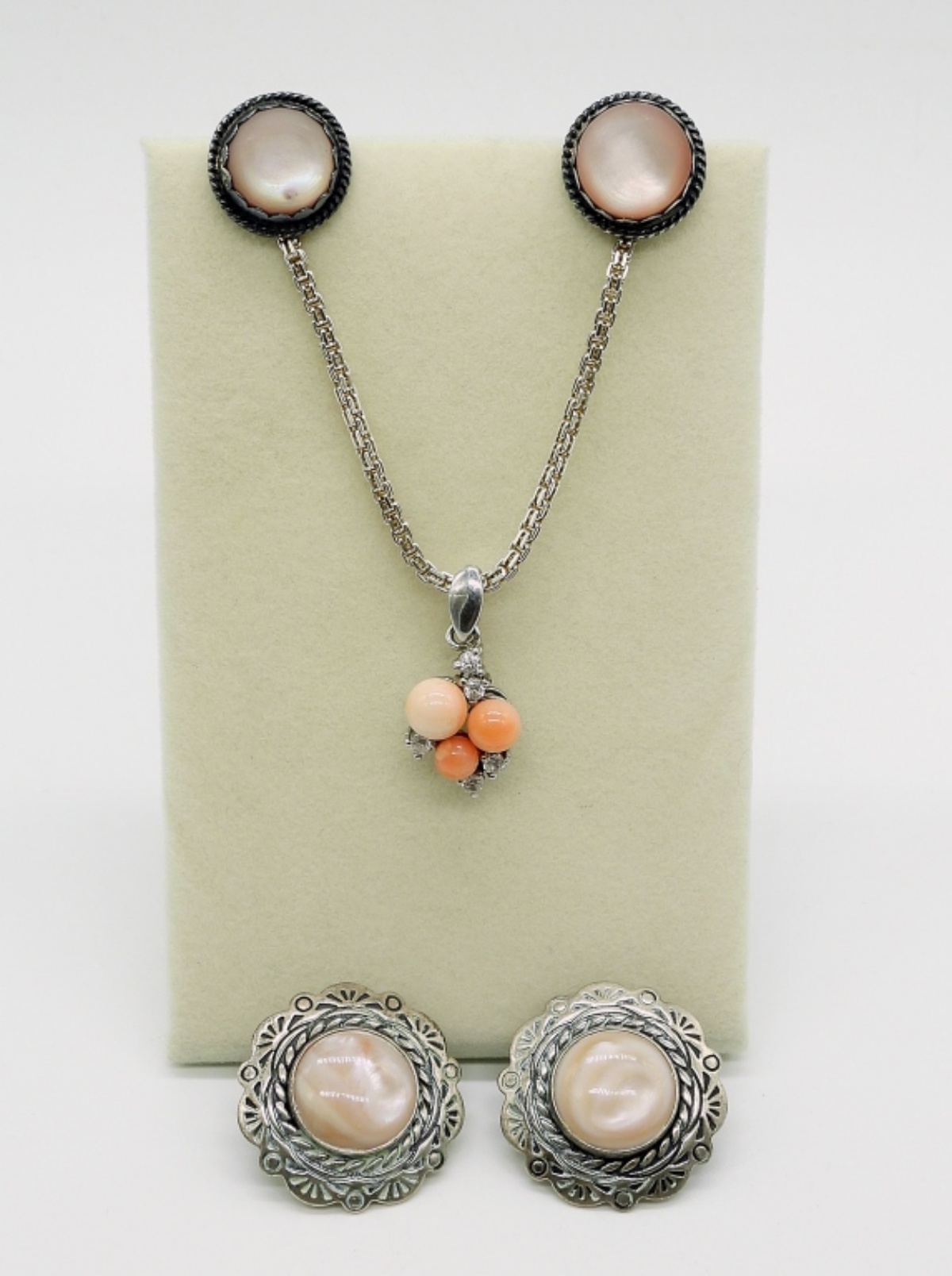 Pink Mother of Pearl Earrings & Necklace