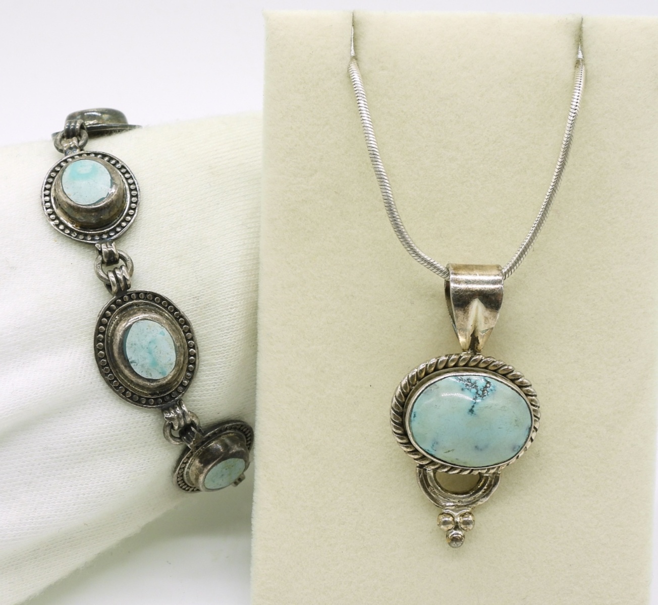 Vintage Sterling. Turquoise Necklace and Bracelet