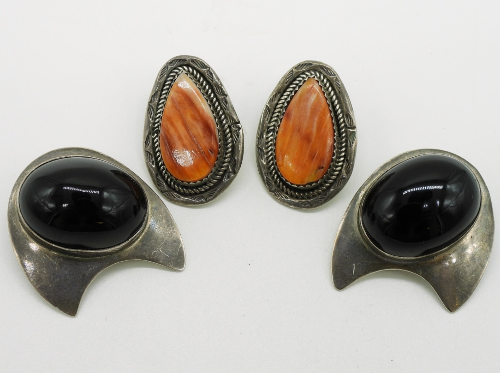 Spiny Oyster & Black Onyx 925 Clip On Earrings