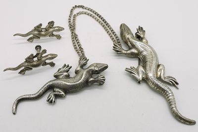 Lang Lizard Sterling Brooch & Screw Back Earrings. Sterling "Lang" lizard shaped brooch and 