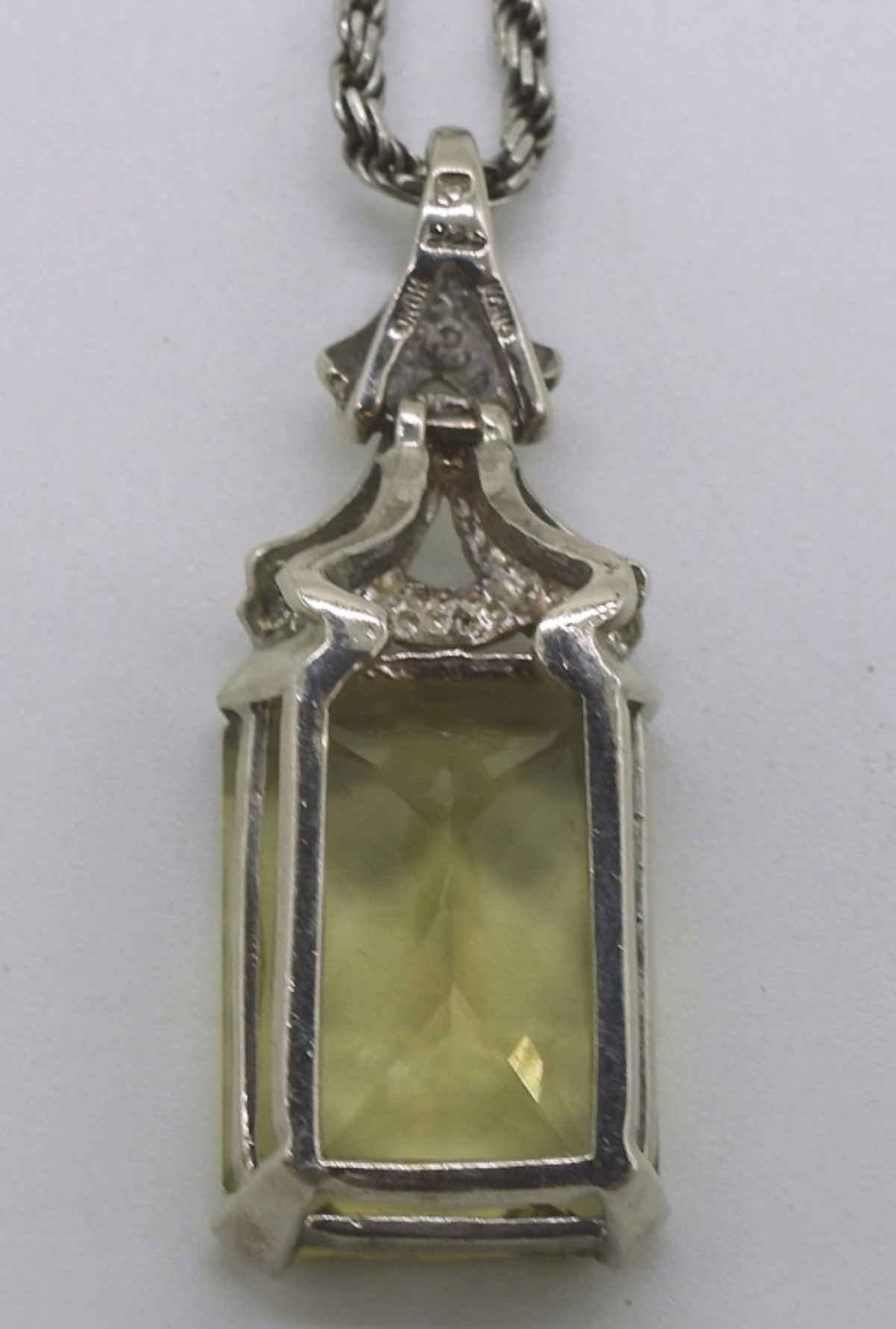 Van Dell 925 Yellow Gemstone Brooch & Necklace