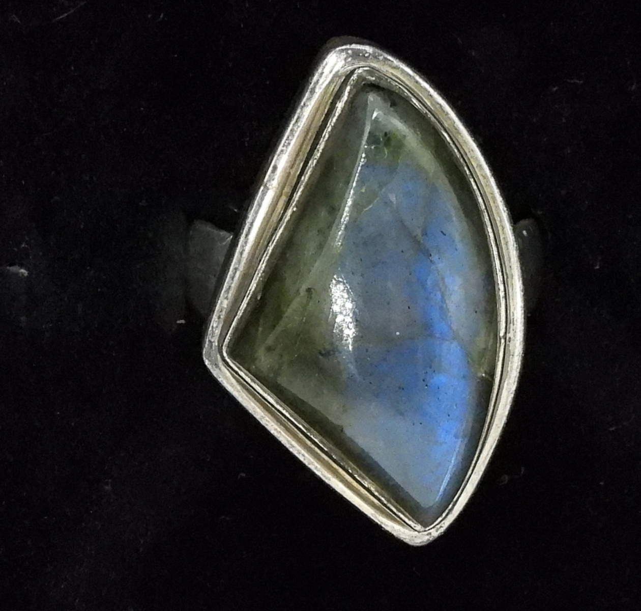 Large Labradorite Gemstone Ring & Pendant
