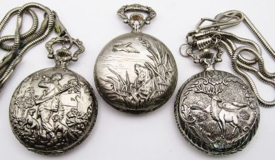 (3) HUNTING THEME QUARTZ POCKET WATCHED. NICE CONDITION - UNTESTED