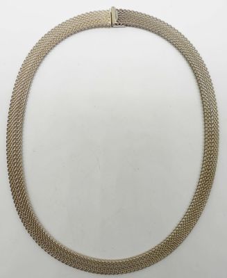 MESH CURB STERLING NECKLACE. 28.3DWT, 18IN LENGTH, OPEN BOX CLASP, STAMPED STERLING AND PAT 4697315