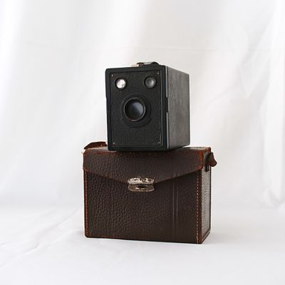 M&aacute;quina fotogr&aacute;fica Kodak Six-20 Target Hawkeye. Kodak Six-20 Target Hawkeye. M&aacute;quina 