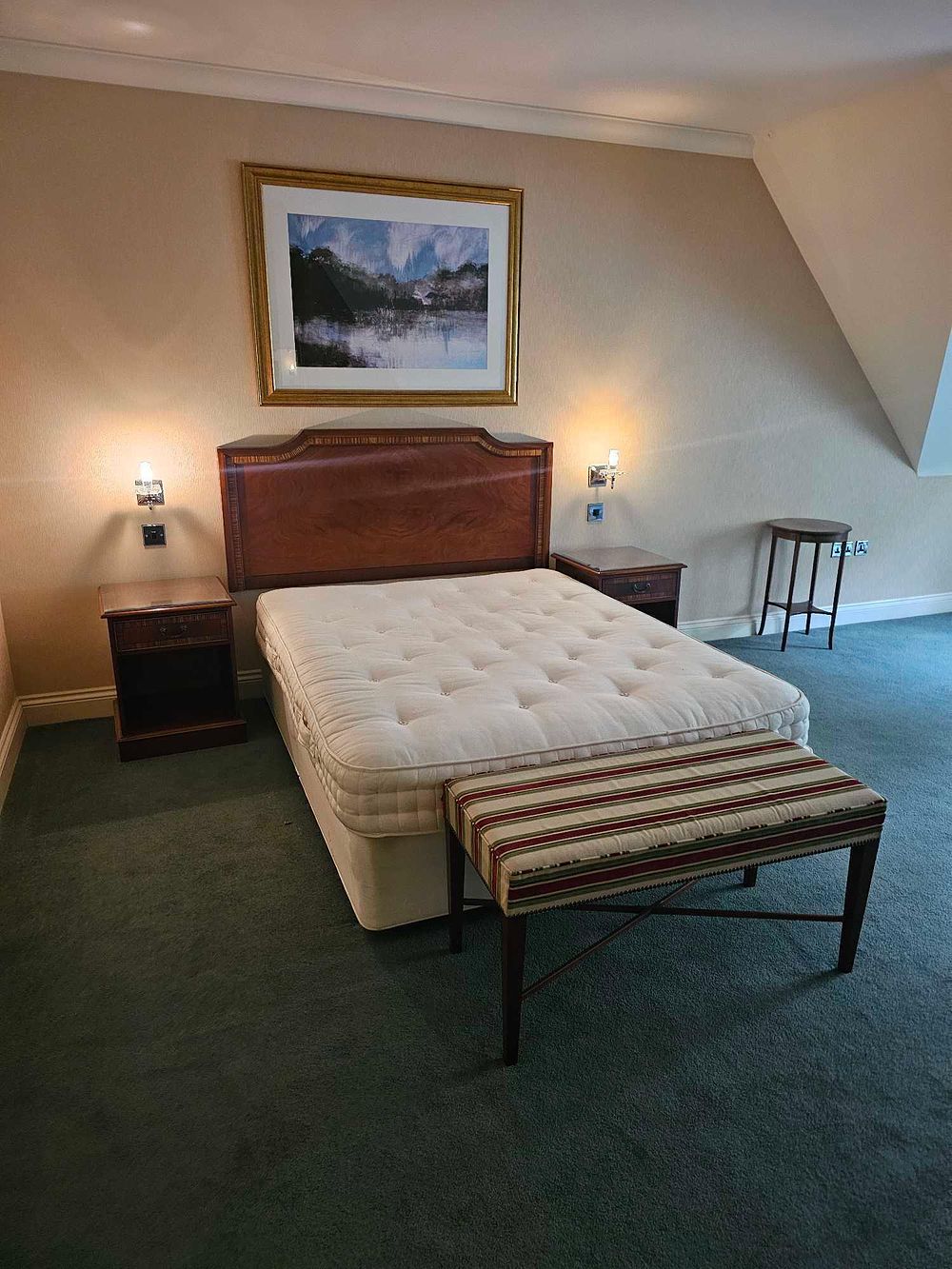 Lot 3069: * Room 602 Contents of hotel bedroom freestanding furniture as photographed briefly comprising