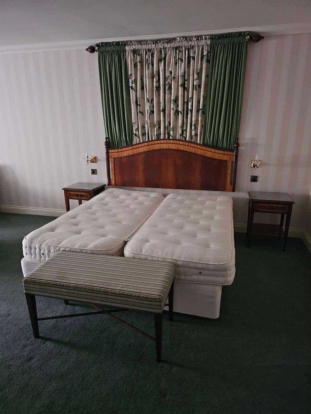 Lot 3070: * Room 651 Contents of hotel bedroom freestanding furniture as photographed briefly comprising