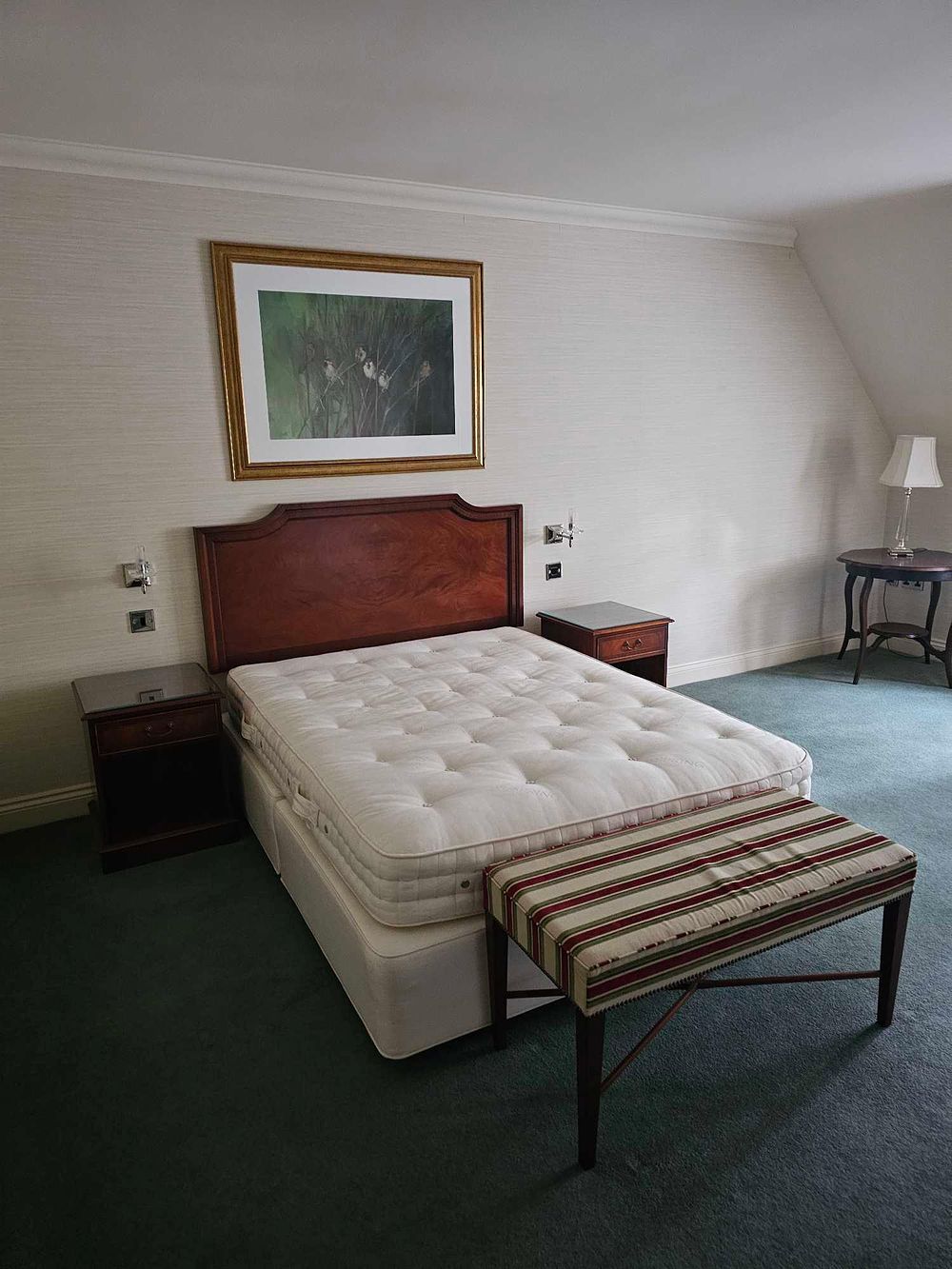 Lot 3074: * Room 655 Contents of hotel bedroom freestanding furniture as photographed briefly comprising