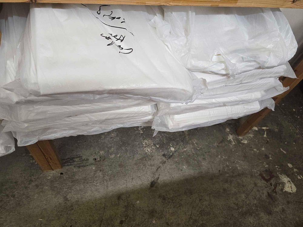 Lot 4077a: * King bed sheets white Appx Count of x 45 (HSK floor 2 storage no 3)