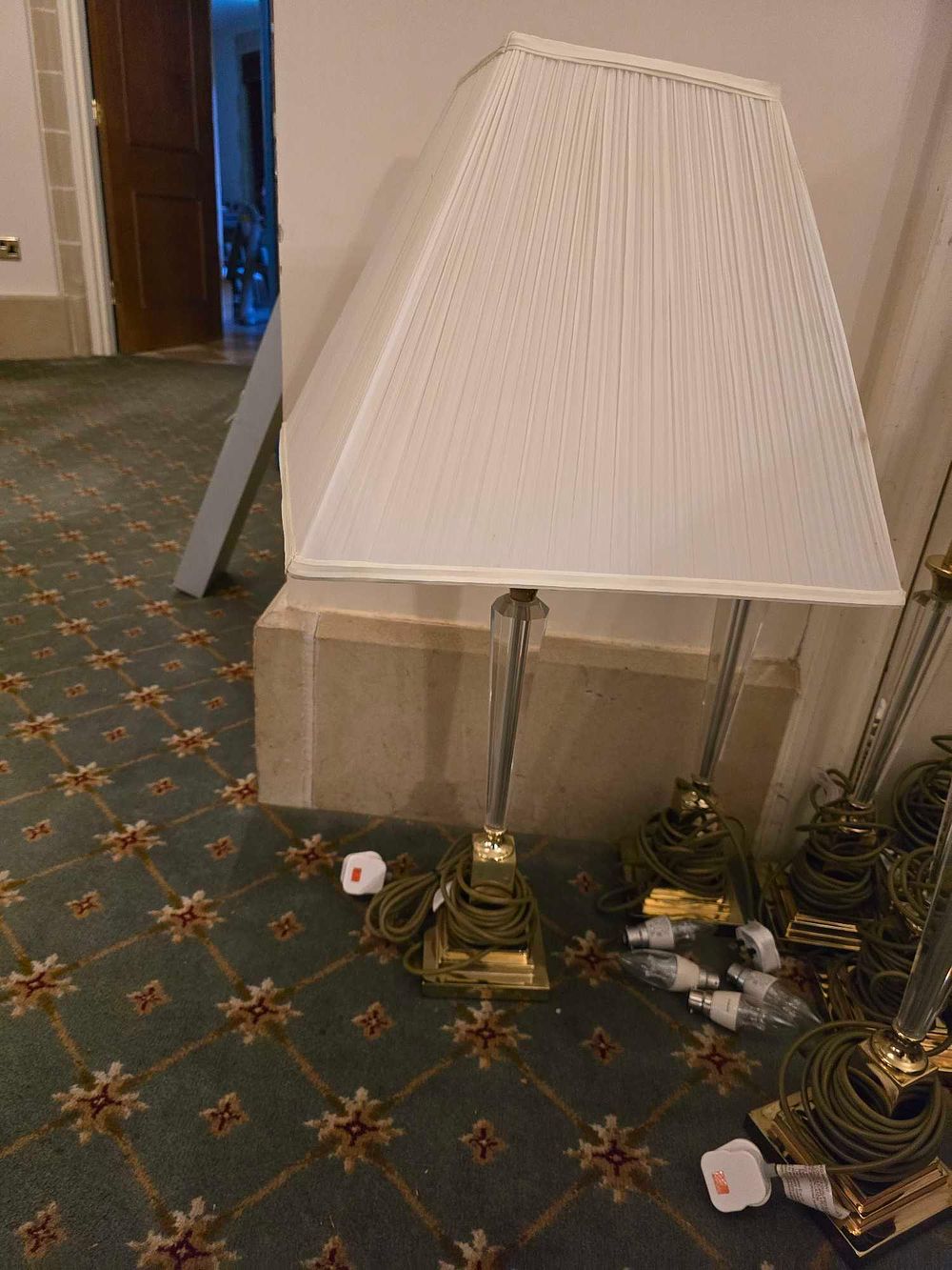 Lot 4209: * A contemporary table lamp1 (w/w coben store 11)