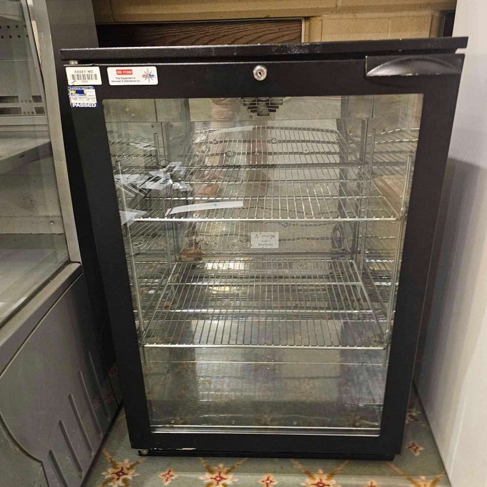Lot 7001: * IMC Mistral M60 Bottle Cooler Premium stainless steel single-door undercounter bottle cooler with