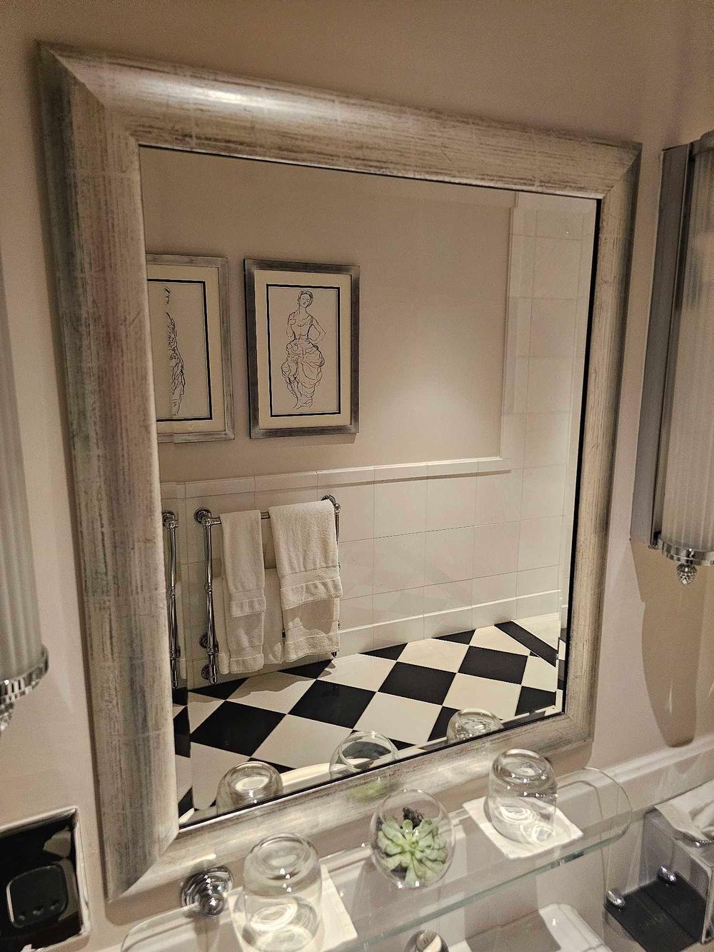 Lot 957: * Wall Mirror – Silver Frame with Bevelled Plate