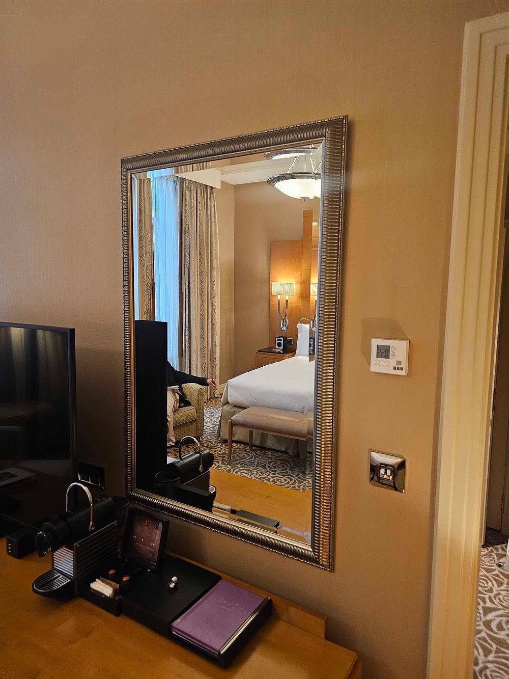 Lot 1017k: * Wall Mirror – Rectangular with Ribbed Frame