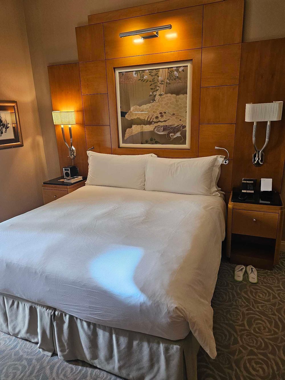 Lot 2240: * Bed Set – Superking Sealy Hospitality Mattress and Upholstered Divan Base
