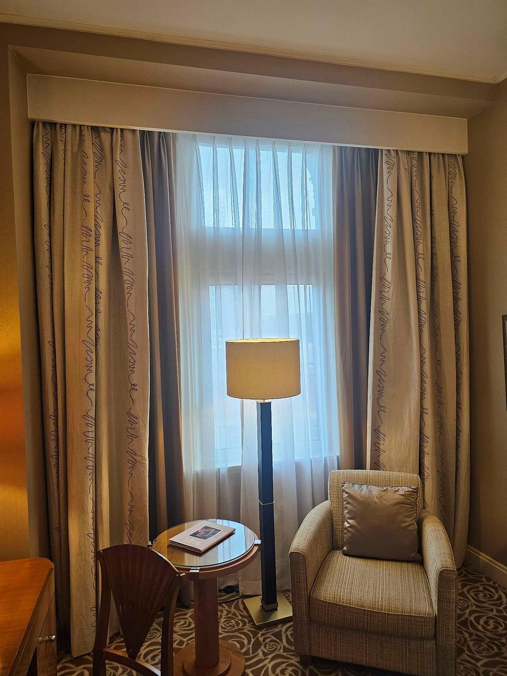 Lot 2257: * Curtain Set – Gold Silk Drapes with Decorative Show Panel