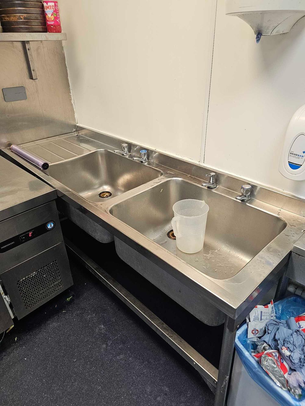 Lot 257: * Commercial stainless steel twin bowl LHD sink 180cm