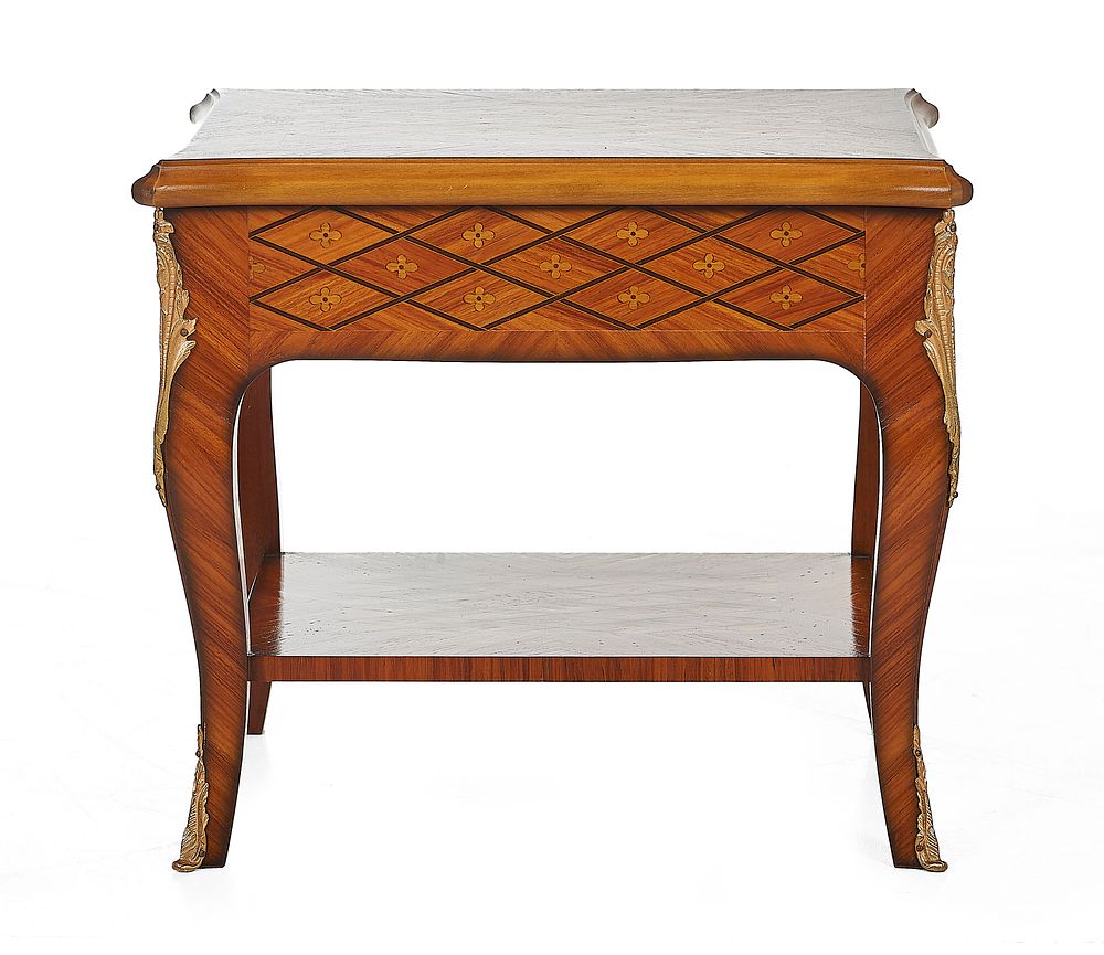 Lot 794A: Lounge Table "Hélard" (Bout de canapé) is an exquisite realization of the Transition style