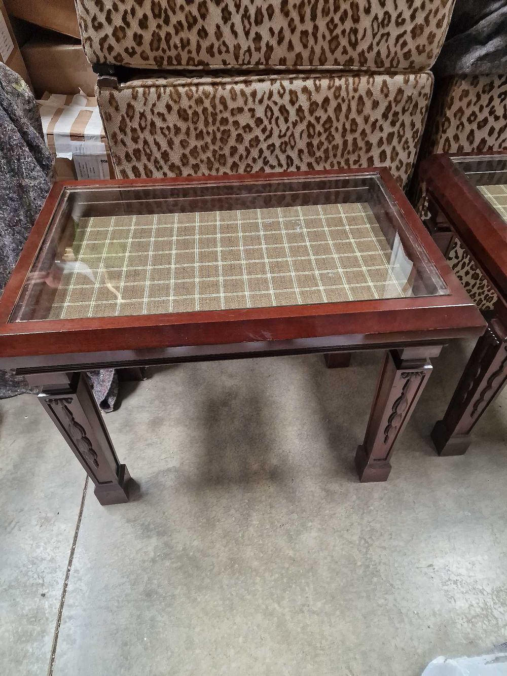 Lot 2025: * Regency-style vitrine table is a remarkable example of high-end library furniture designed to