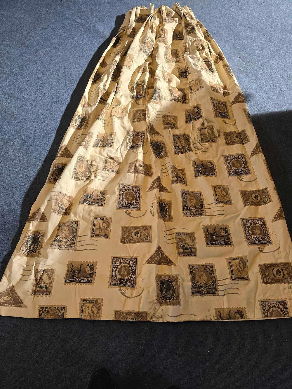 Lot 3030: * A Pair Lined Pencil Pleat Top Of Drapes Cream With Vintage Postage Stamp Various Rectangular And
