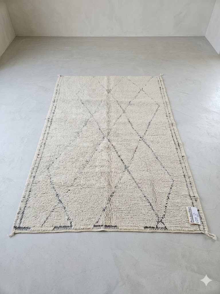 Lot 251: * Beni Ouarain Pile Rug – Morocco, Sourced from Larusi (SCRug7)