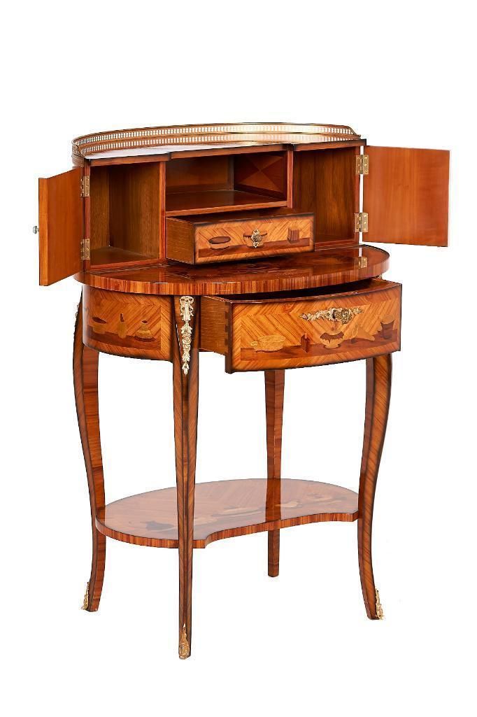 Lot 260: * Bonheur du Jour Lady's Desk, After André Charles Topino