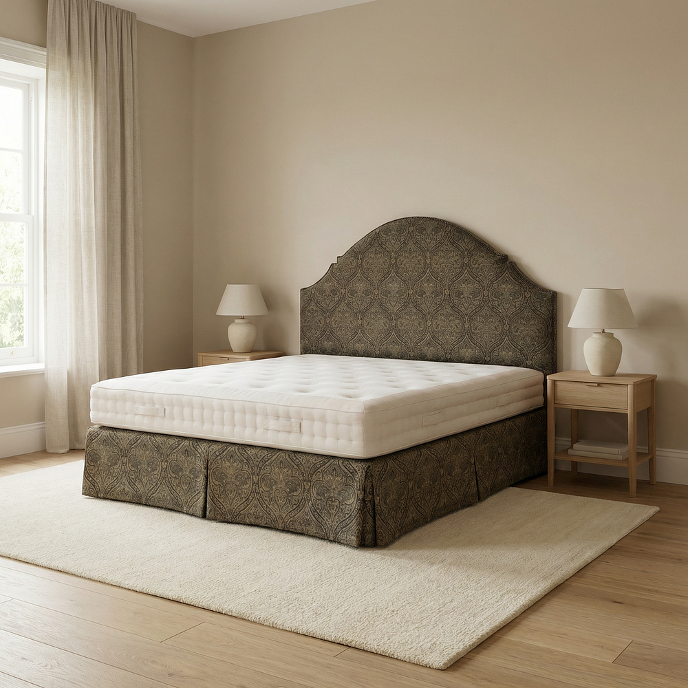 Lot 418: * Hästens Bed Ensemble with Green Paisley Headboard