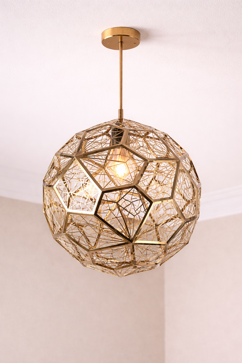 Lot 173: * I-Lite Etch-Inspired Copper Web Pendant