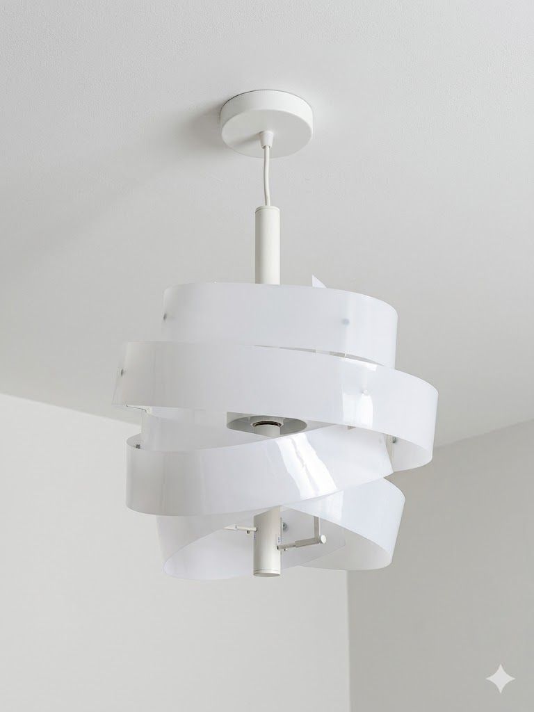 Lot 196: * I-Lite sculptural pendant lamp features a dynamic