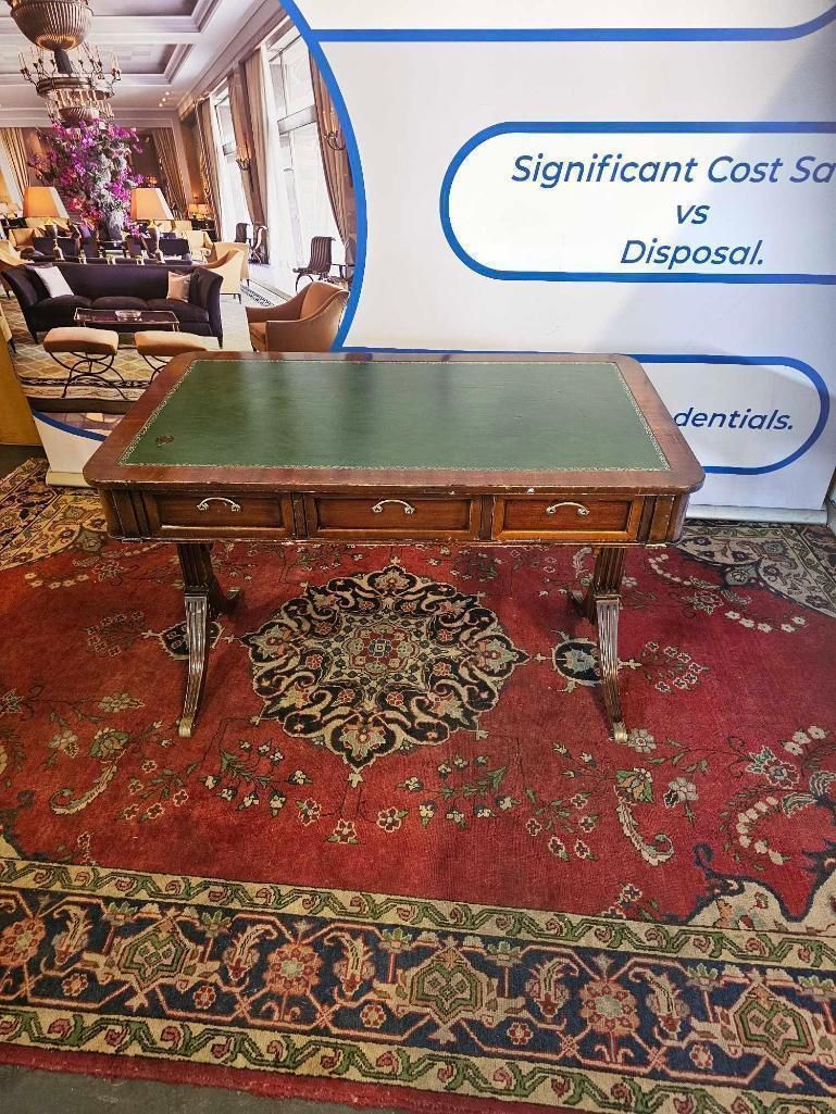 Lot 432: * Regency-Style Mahogany Library Table