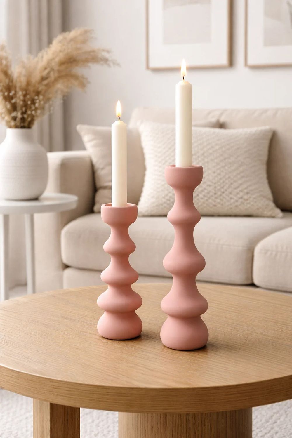 Lot 479: Stone Rose Candlesticks – Set of 2.