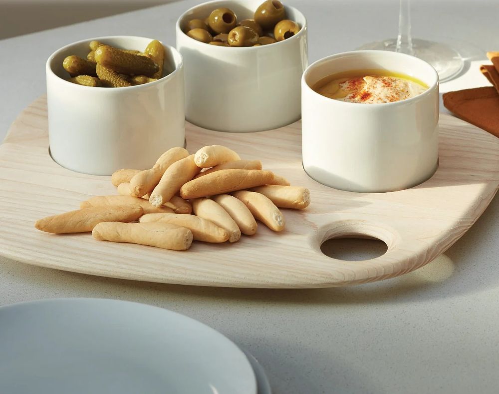 Lot 534: Palette Tapas Serving Set
