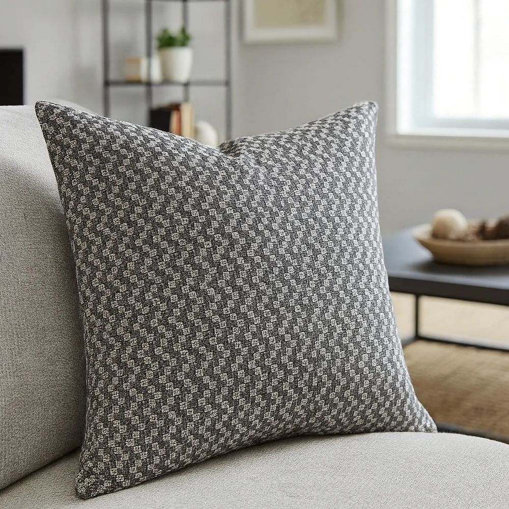 Lot 656: Luxury Warwick - Faulkner Cushion (100% Feather Filled)