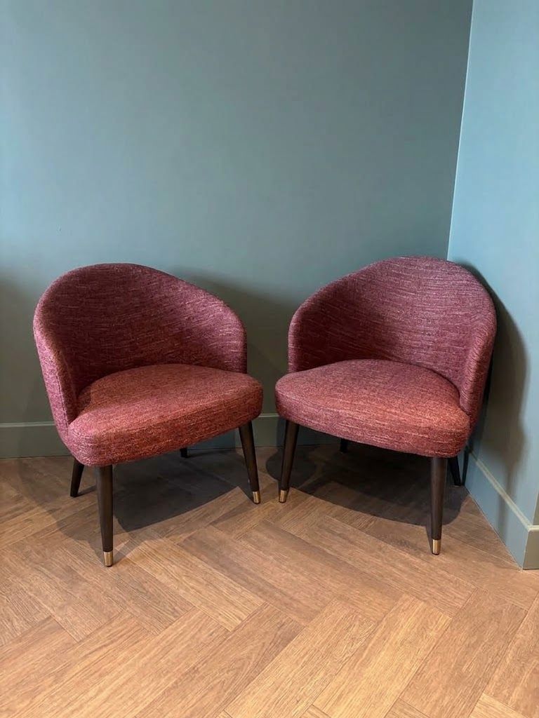 Lot 360: A pair of EMI upholstered contemporary chairs