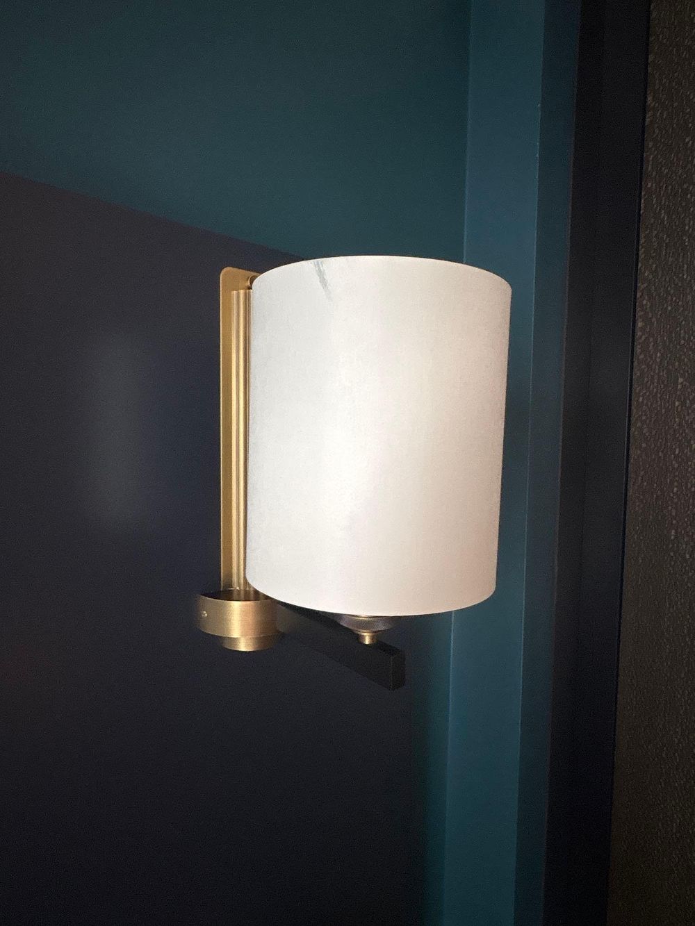 Lot 588: Pair of Chelsom 'Belvedere' Wall Lamps in Golden Bronze & Satin Black
