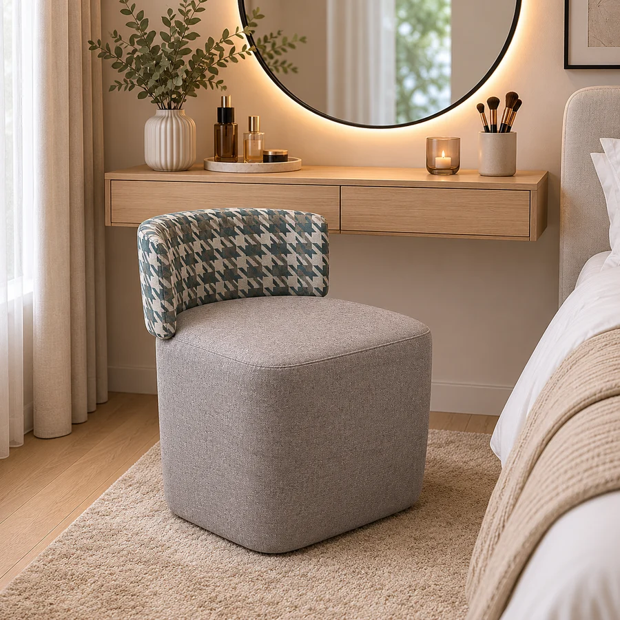 Lot 1032: Nikki Side Chair Nikki Side Chair