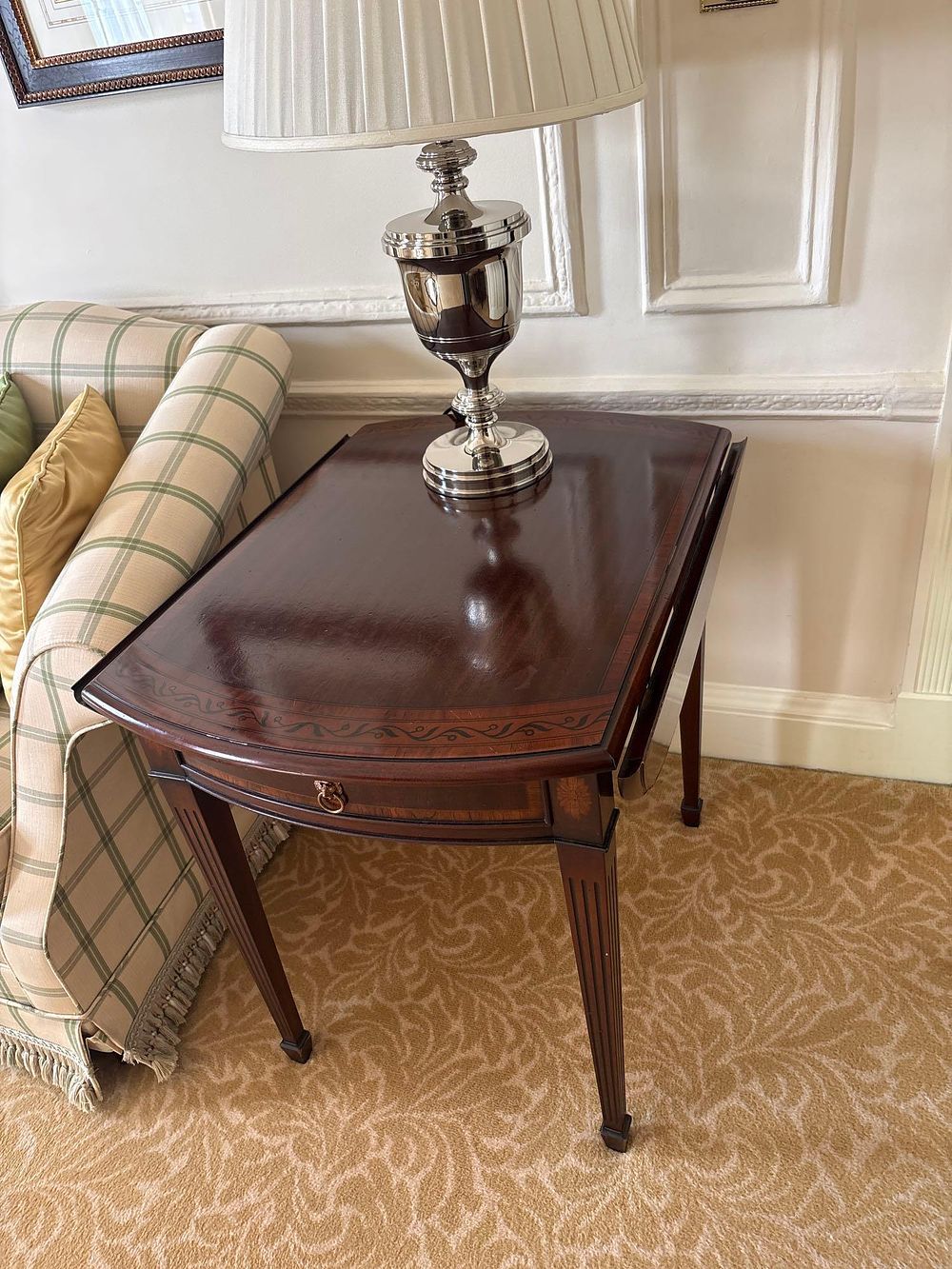 Lot 181: A George III Style Inlaid Mahogany Pembroke Side Table