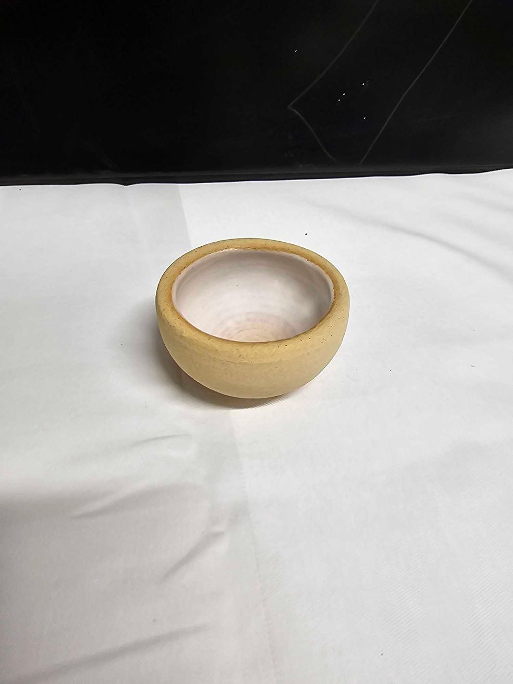 Lot 26D: 12 x Figgjo ochre Terra dipping / condiment ceramic bowl [Part # 5908] Lot closed