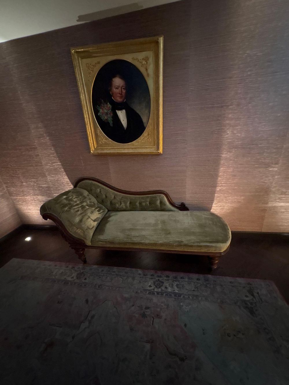 Lot 228: Large Victorian-Style Velvet Chaise Longue