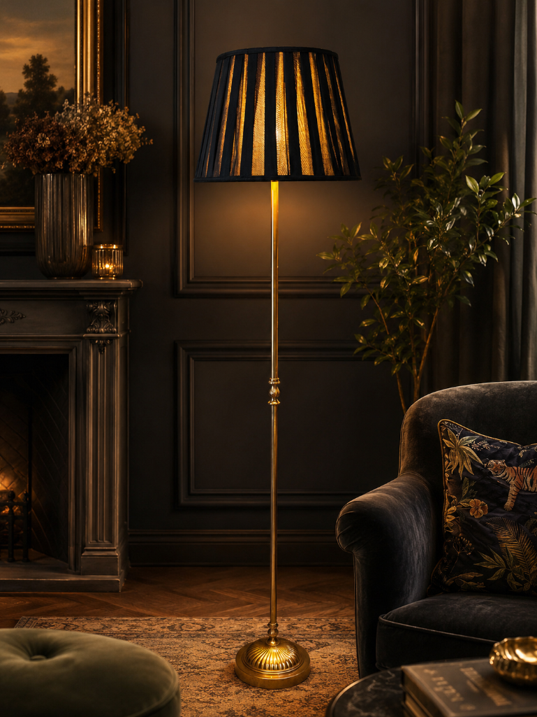Lot 282: Interiors 1900 Classical Antique Brass Standard Floor Lamp