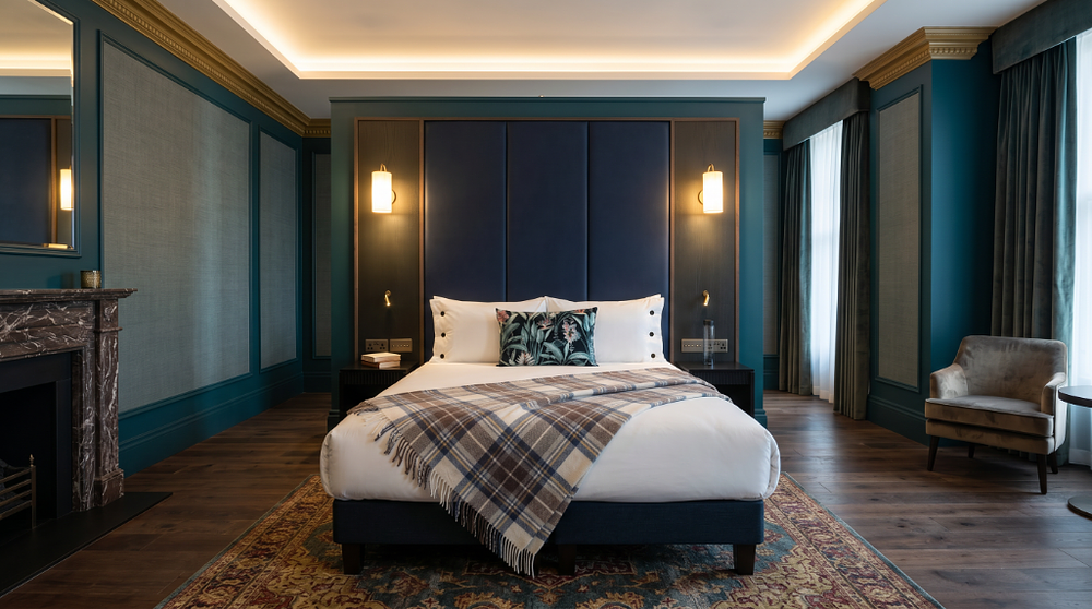 Lot 1607: UK-Made Contemporary Floor-to-Ceiling Fluted Headboard by Curtis bring instant boutique hotel