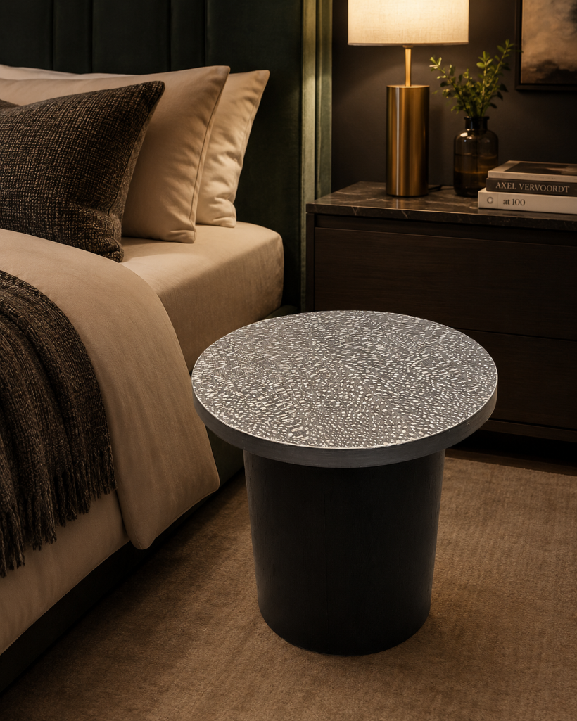 Lot 1686: Contemporary Circular Wooden Side Table (40 x 46cm) all-wood circular side table