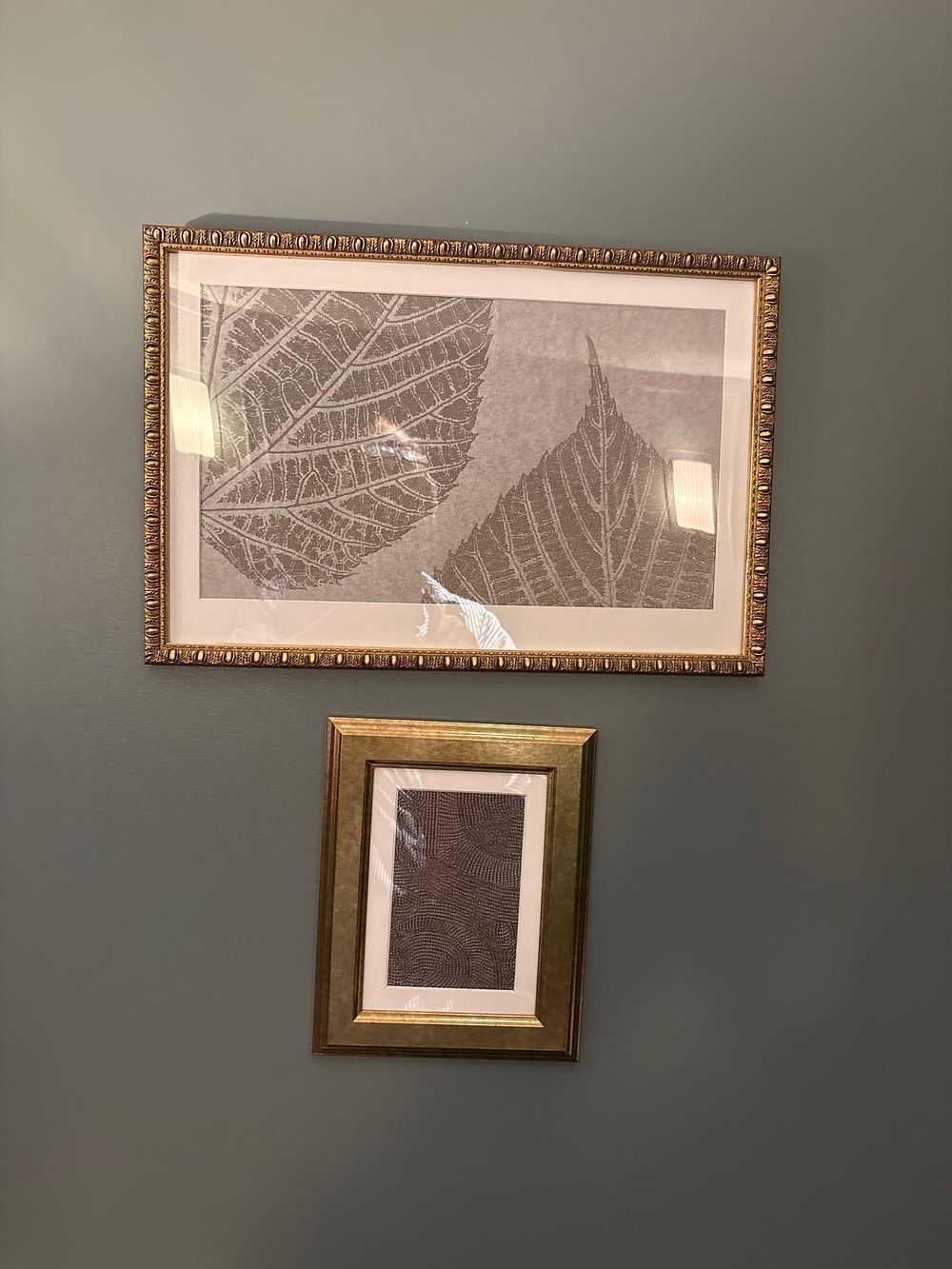 Lot 2513: 4 x framed wall art prints