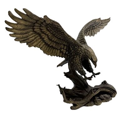 Статуэтка. Орёл. Бронза. Высота 18 см.