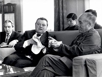 Фпанц-Йозеф Штраус с заместителем китайского начальника штаба./фот. Свен Симон [Аксель Шпрингер 