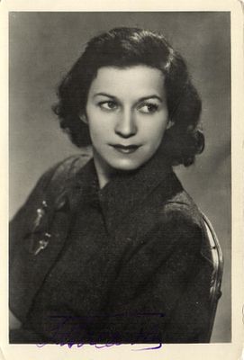 Автограф. Т.М.Вечеслова. Засл.арт.РСФСР лауриат Сталинской премии .