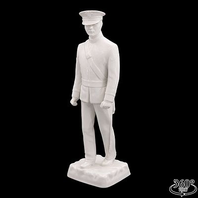 Kämmer Porcelain Figure of a Cadet of the U.S. Military Academy West Point, Late 20th C. Porcela 